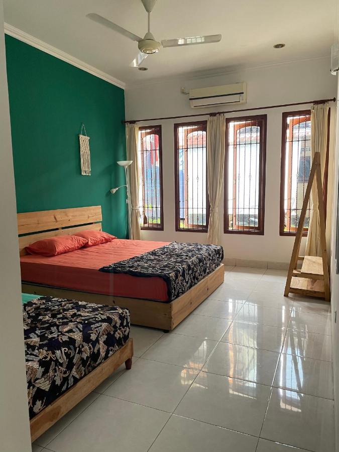 Gorga Hostel Yogyakarta Exteriör bild