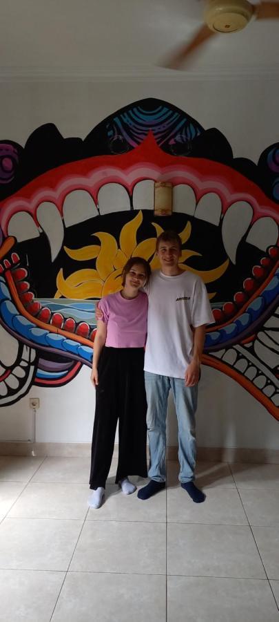 Gorga Hostel Yogyakarta Exteriör bild